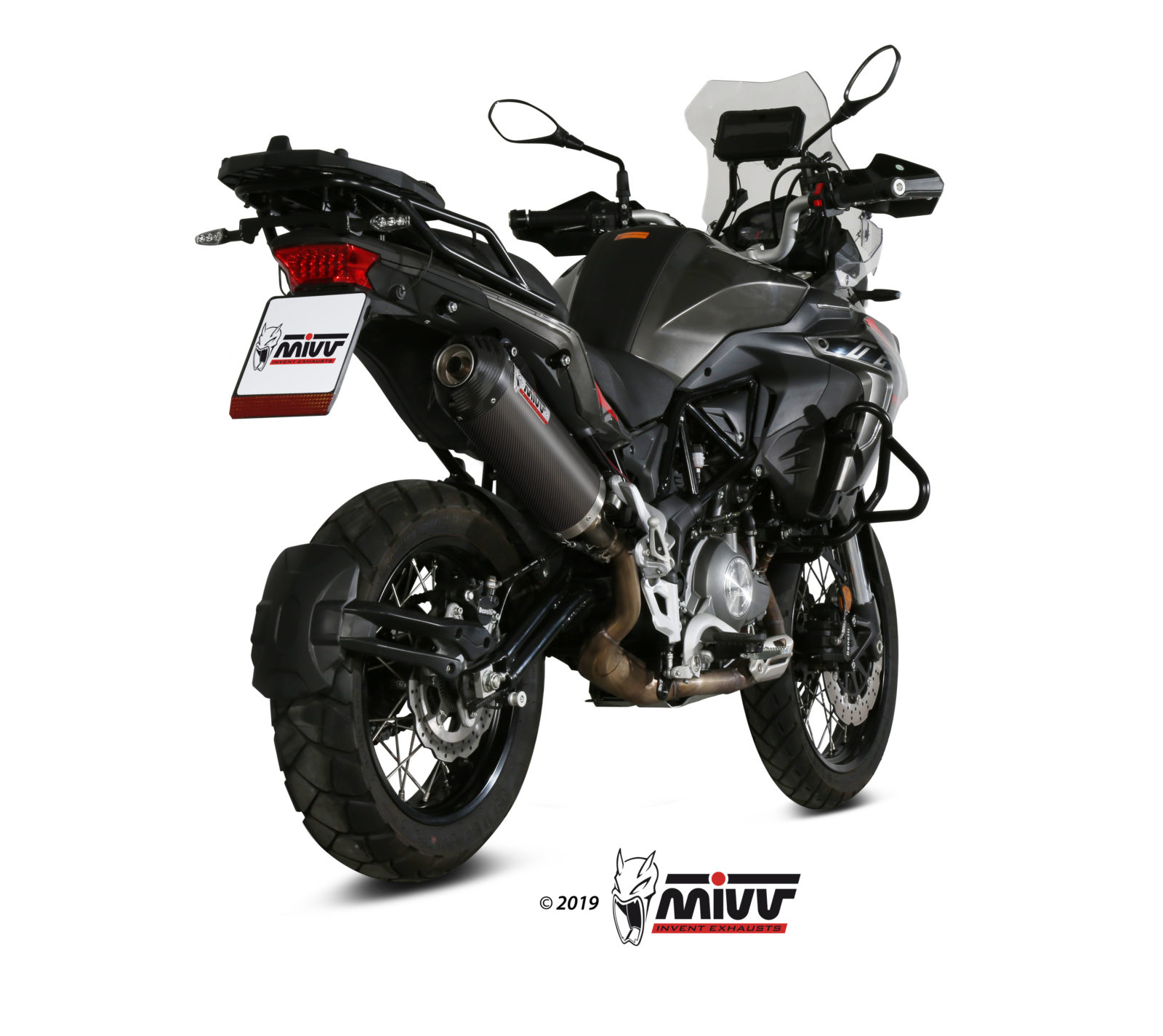 Scarico BENELLI TRK 502 X Mivv Oval كربون بغطاء كربوني E.004.LEC