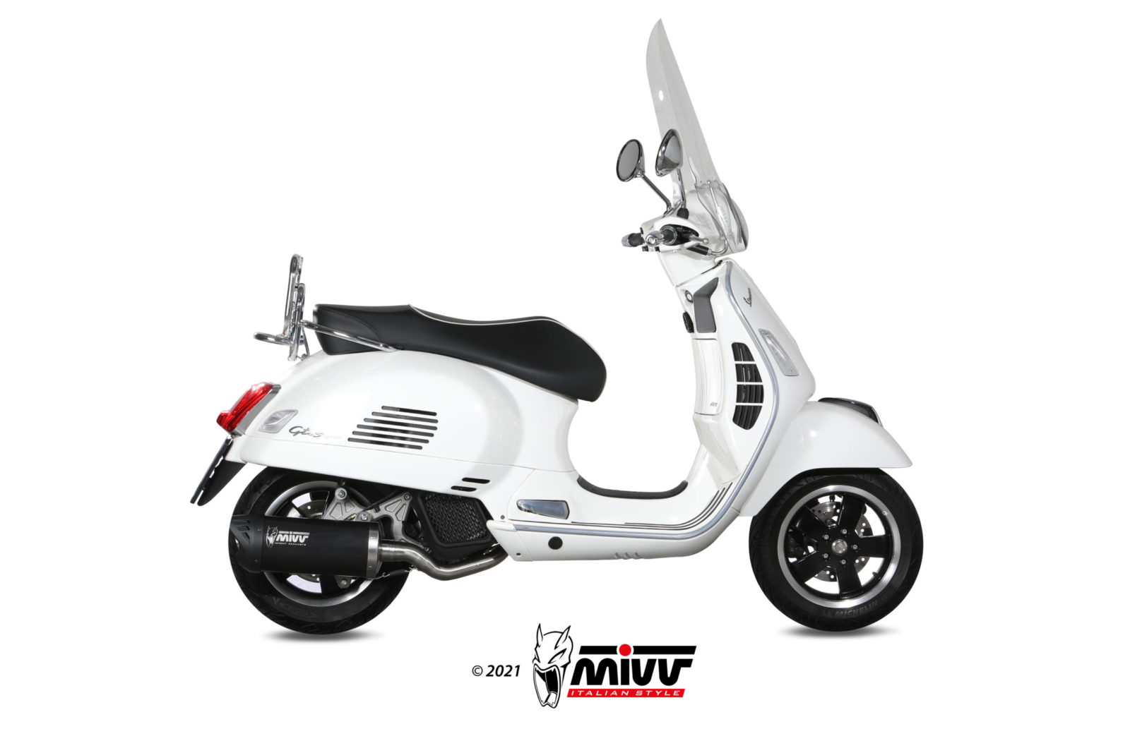 Piaggio_Vespa125GTS_Super_2017_MVPG0004_$01
