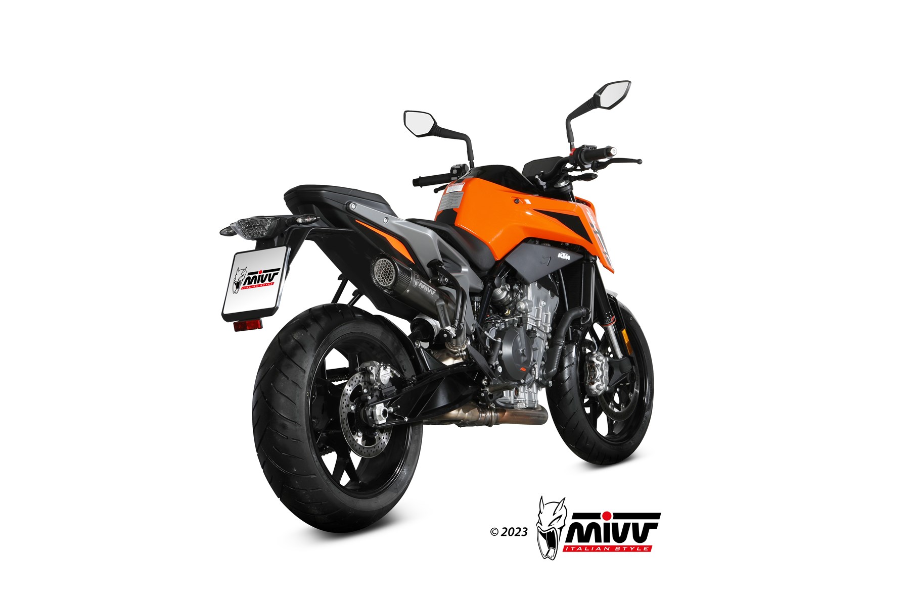 KTM_Duke790_23-_73KT020LC5B_$02
