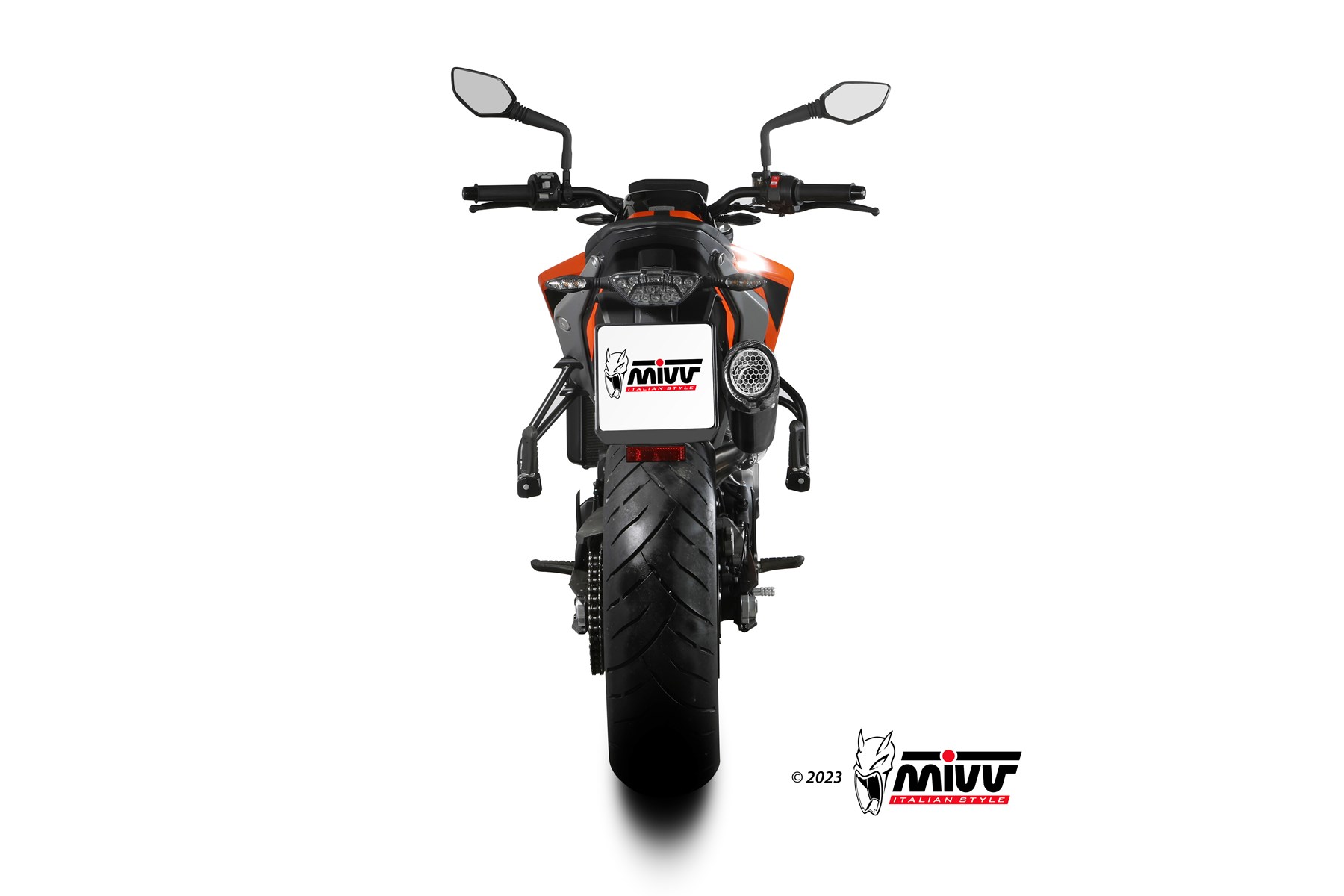 KTM_Duke790_23-_73KT020LC5B_$03