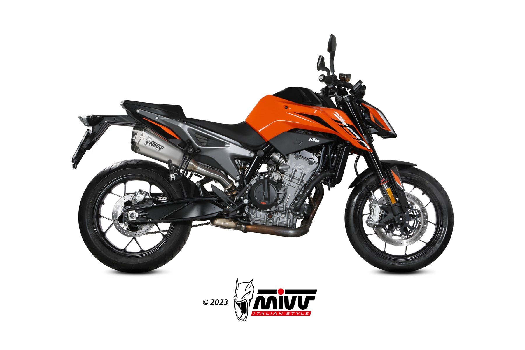 KTM_Duke790_23-_73KT020LDRX_$01