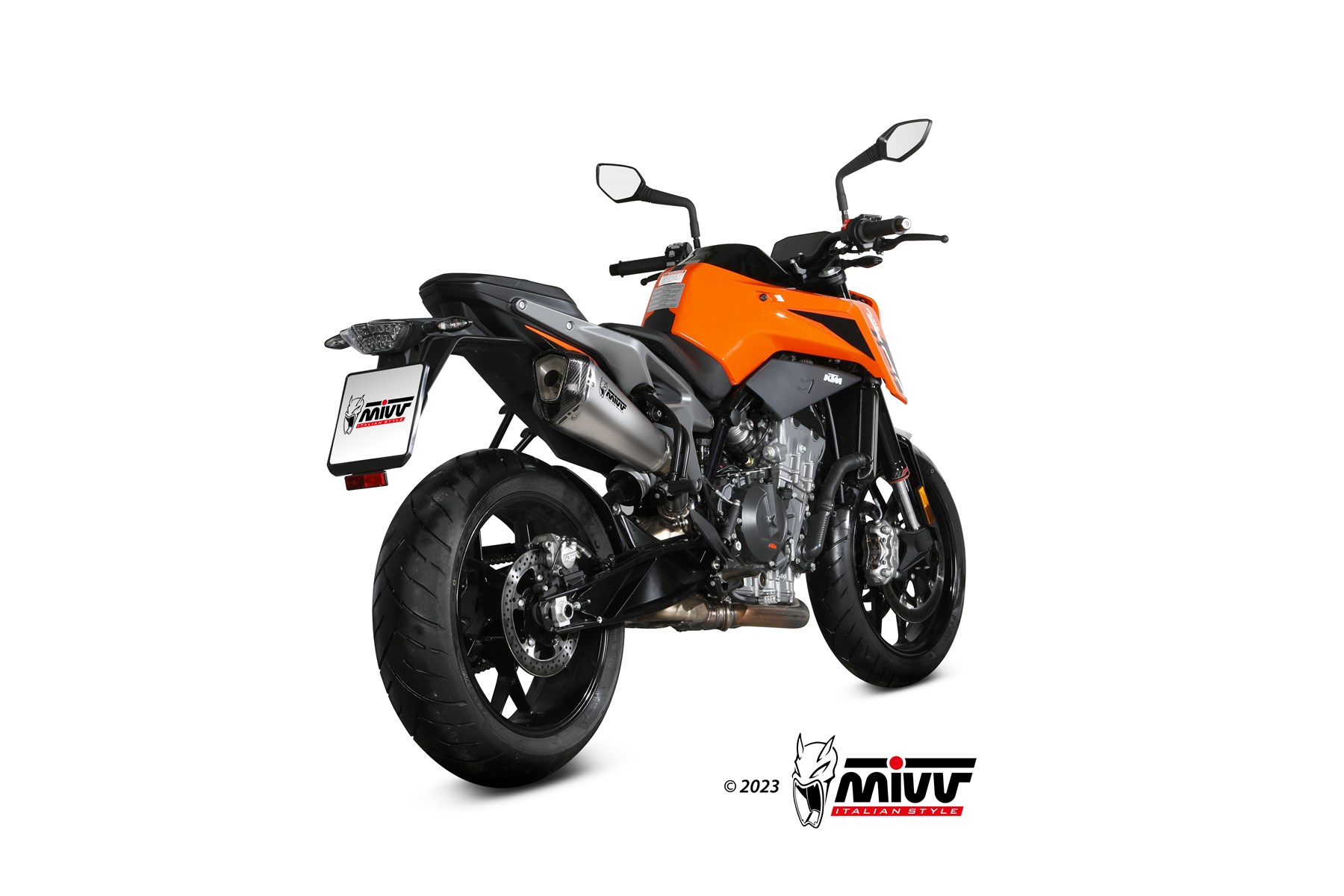 KTM_Duke790_23-_73KT020LDRX_$02