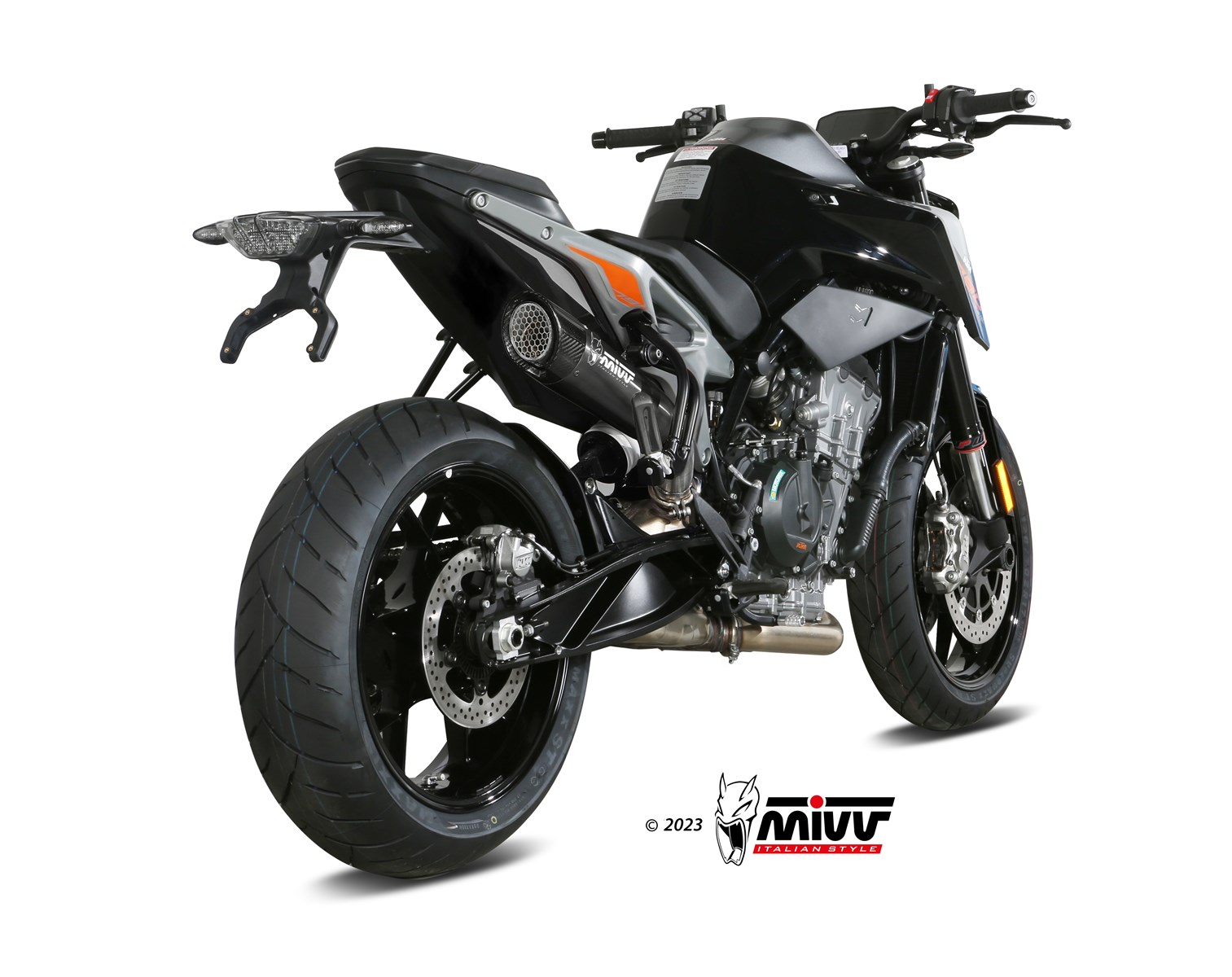 KTM_Duke790_18-_73KT020LC5B_$02